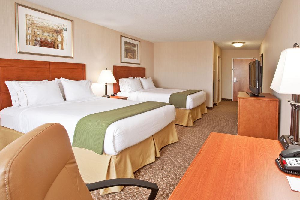 Holiday Inn Express Hotel & Suites Bay City By Ihg Екстер'єр фото