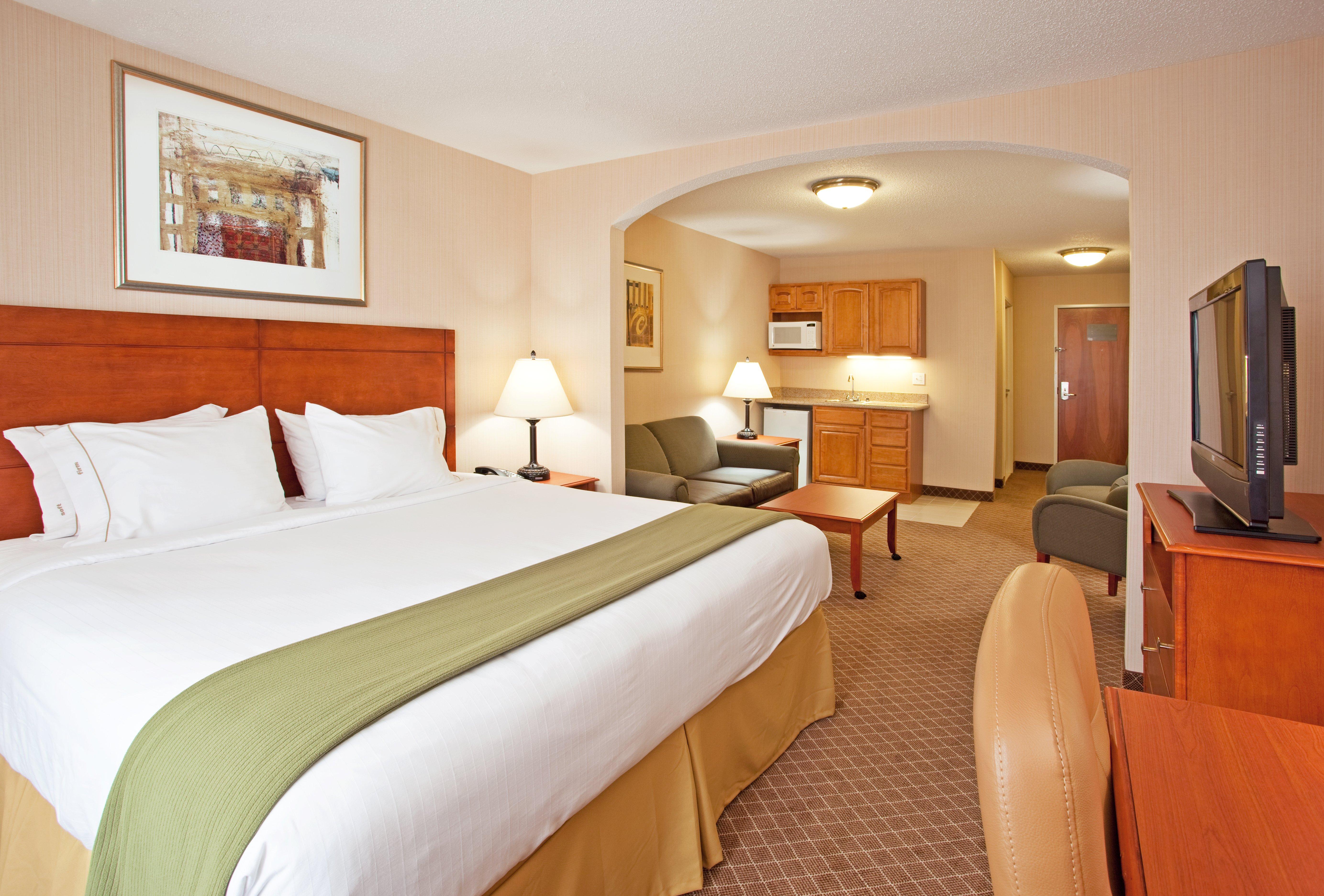 Holiday Inn Express Hotel & Suites Bay City By Ihg Екстер'єр фото