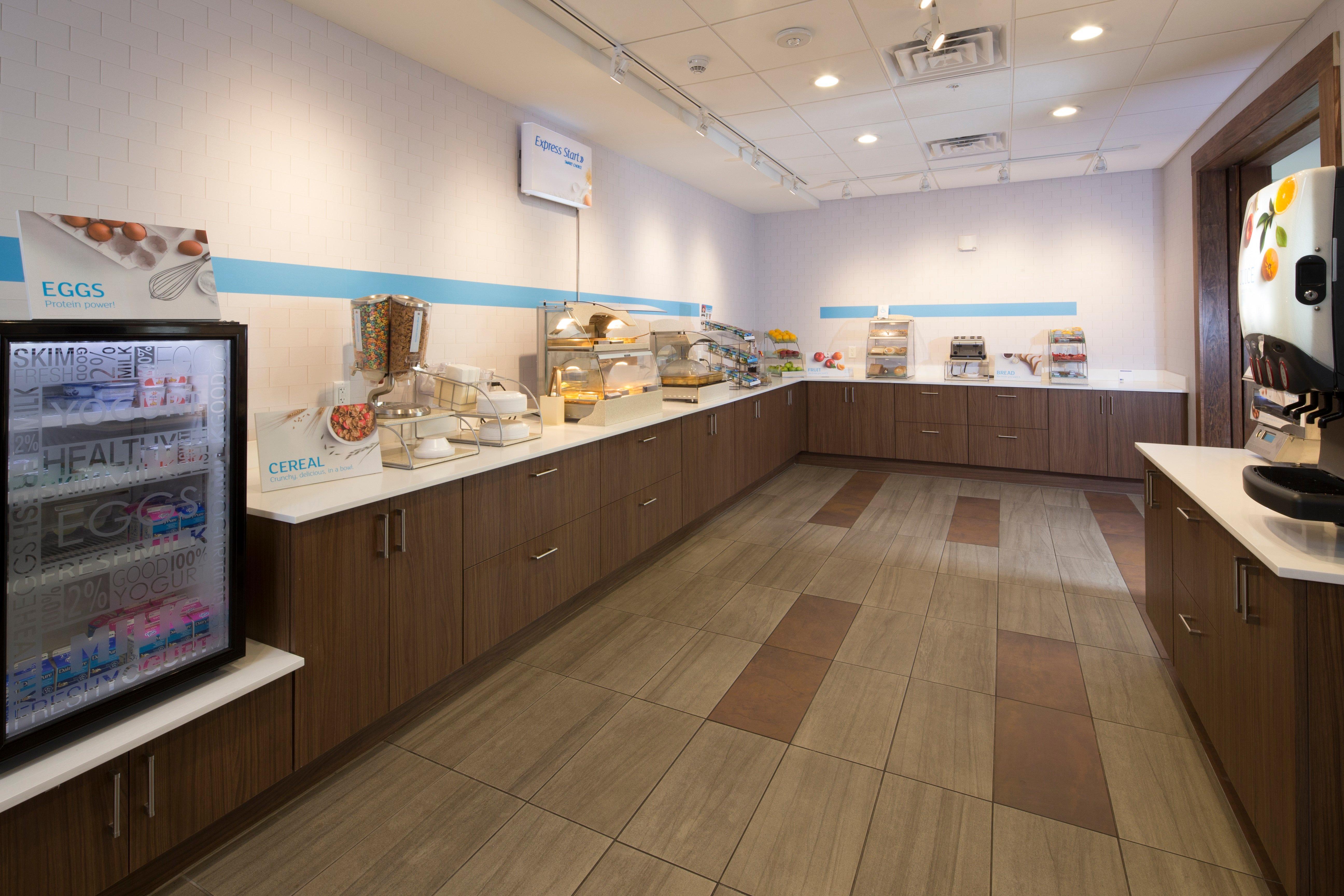 Holiday Inn Express Hotel & Suites Bay City By Ihg Екстер'єр фото